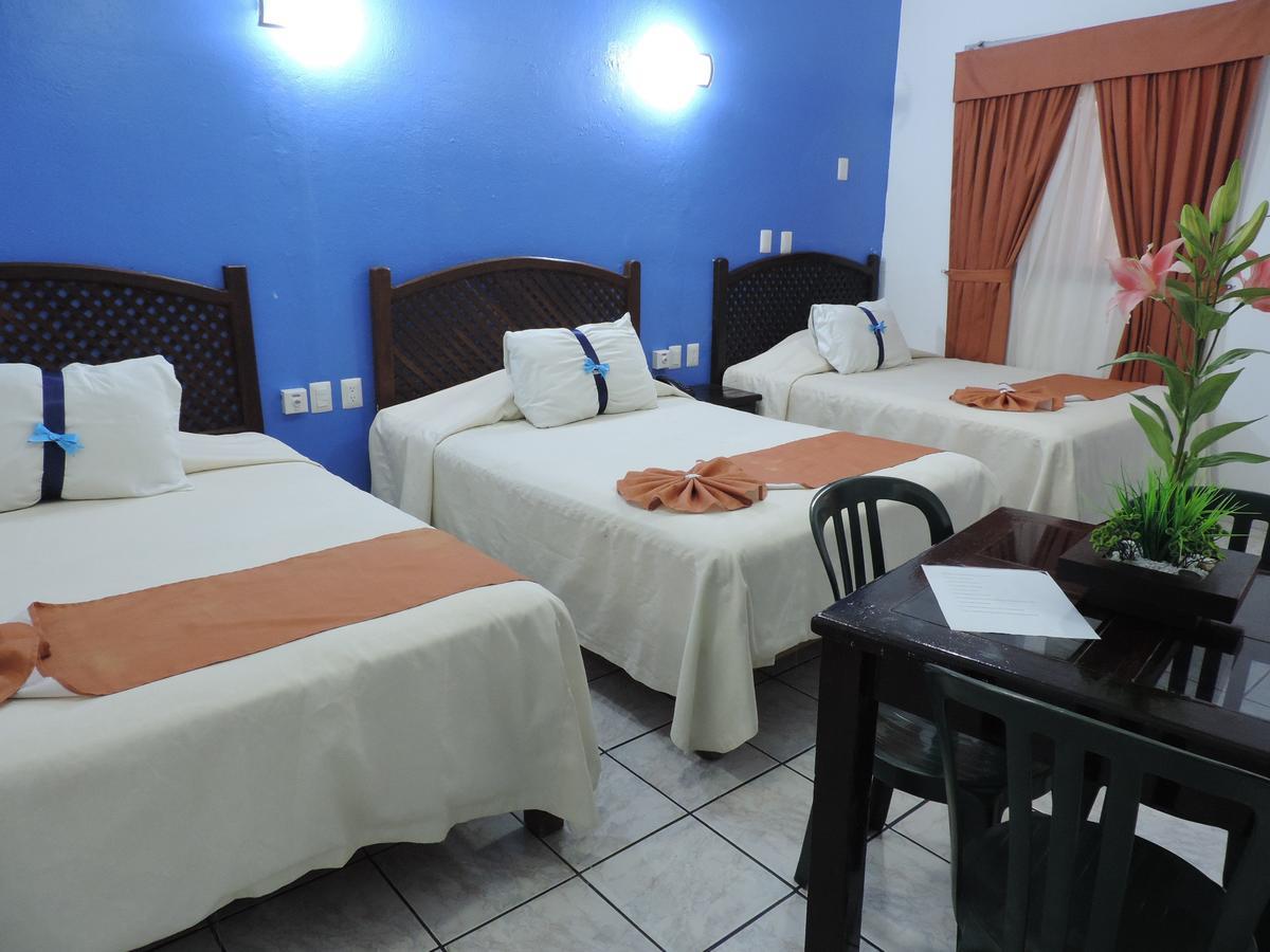 Hotel Hospedajes Del Rey Colima Exterior foto